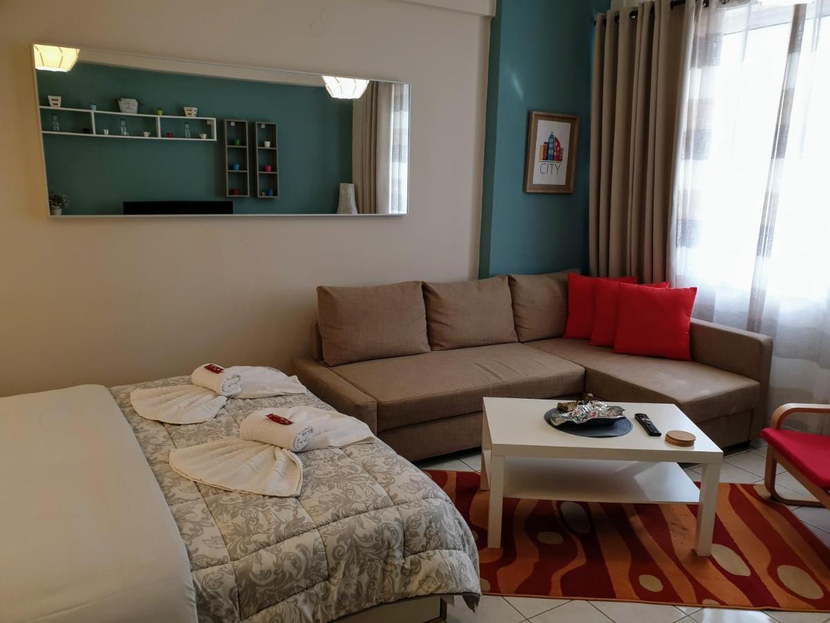 City House 3 كالاماتا المظهر الخارجي الصورة