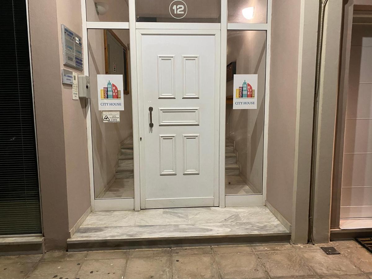City House 3 كالاماتا المظهر الخارجي الصورة